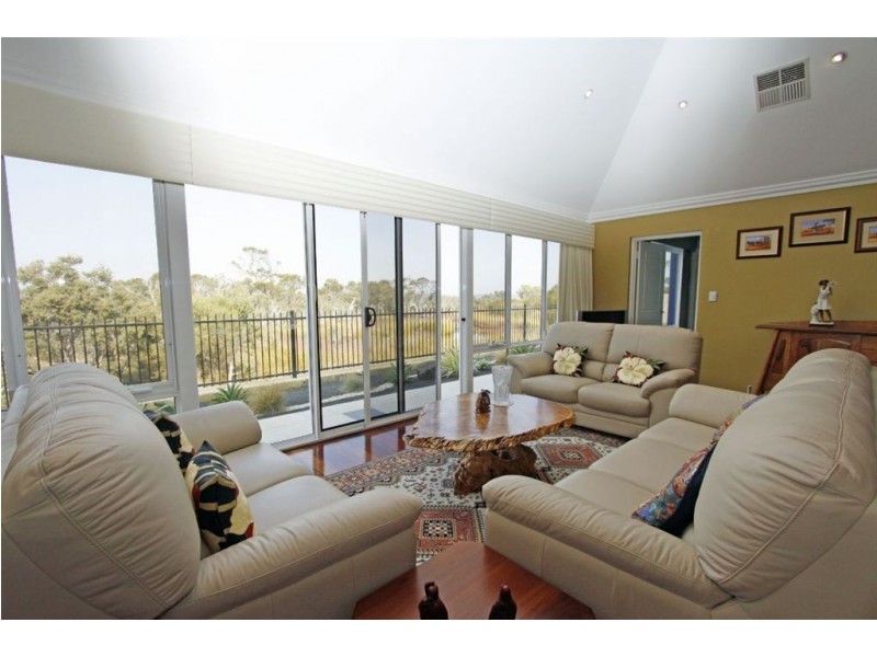 53 Flinders Street, Falcon WA 6210