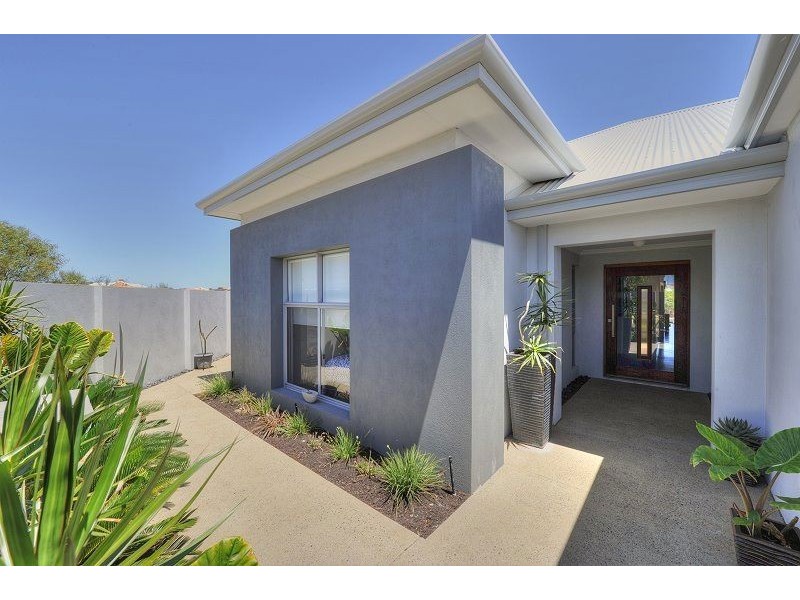 92 Sandpiper Island Retreat, Wannanup WA 6210