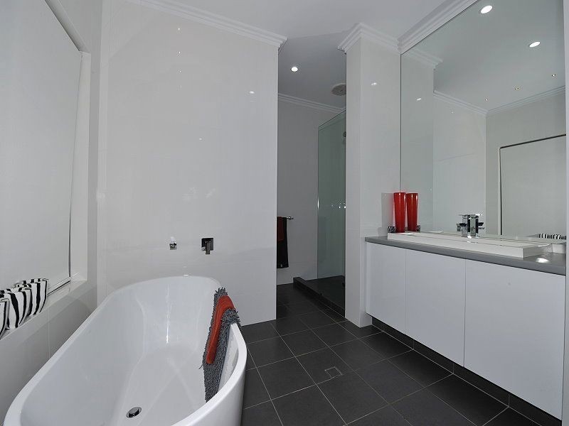 92 Sandpiper Island Retreat, Wannanup WA 6210