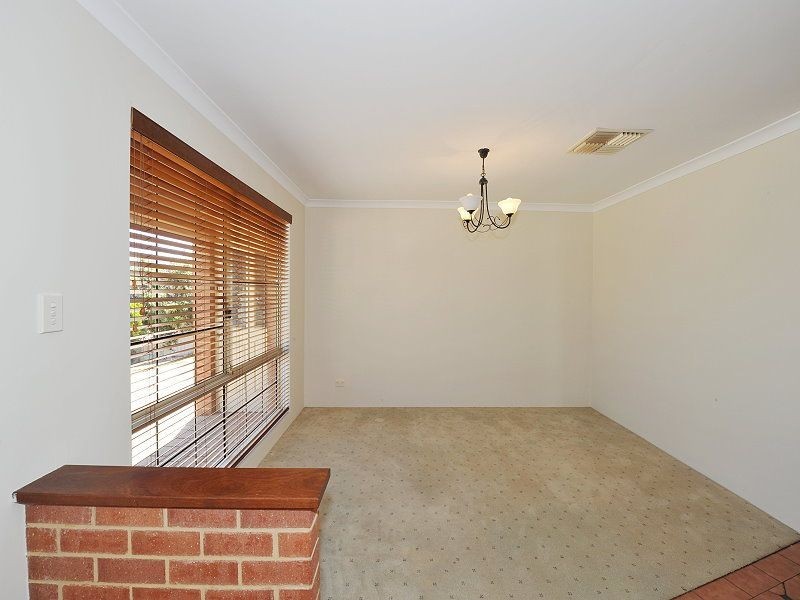 13 Cuvier Place, San Remo WA 6210