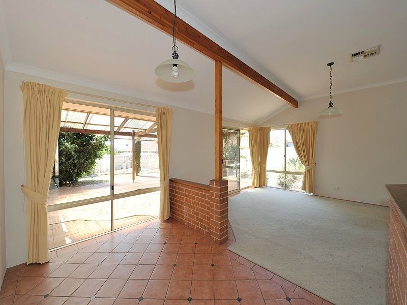 13 Cuvier Place, San Remo WA 6210