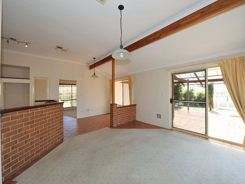 13 Cuvier Place, San Remo WA 6210