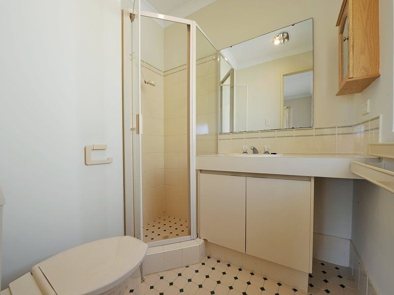 13 Cuvier Place, San Remo WA 6210