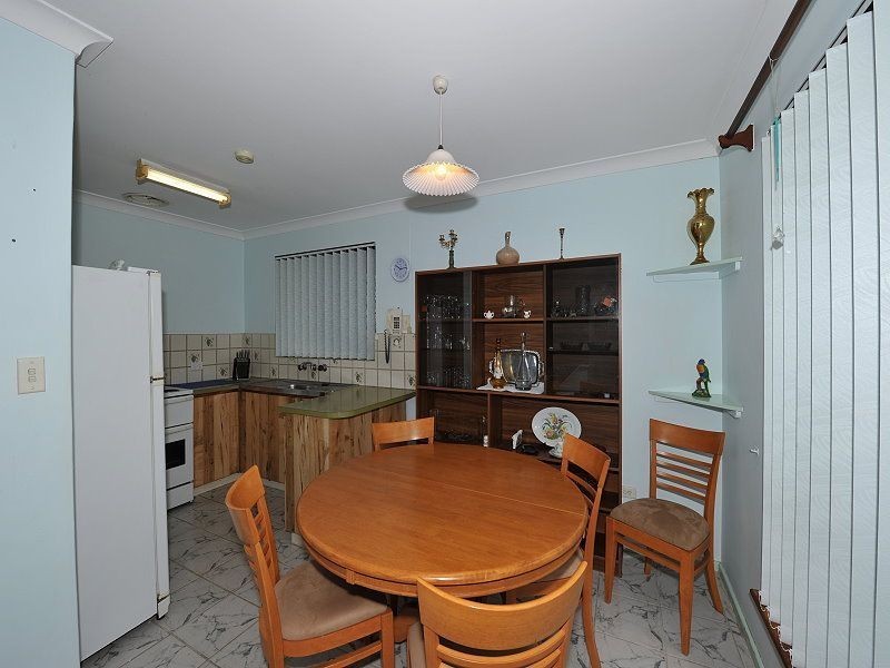 17A Sandford Crescent, Halls Head WA 6210