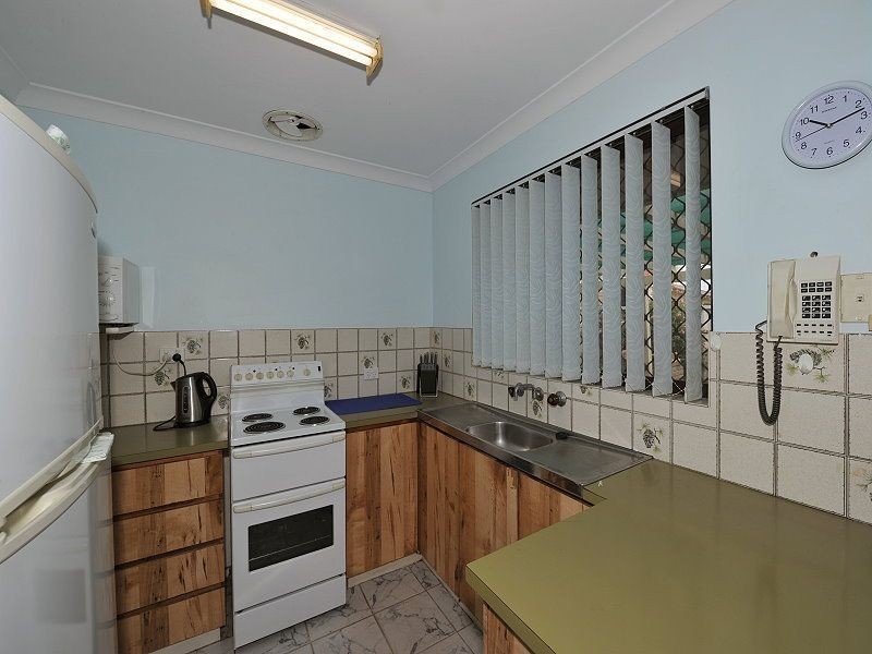 17A Sandford Crescent, Halls Head WA 6210