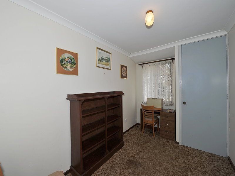 17A Sandford Crescent, Halls Head WA 6210