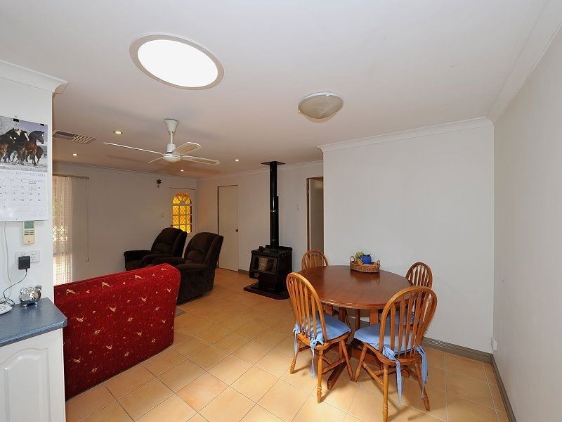 45 Greenwood Way, Barragup WA 6209