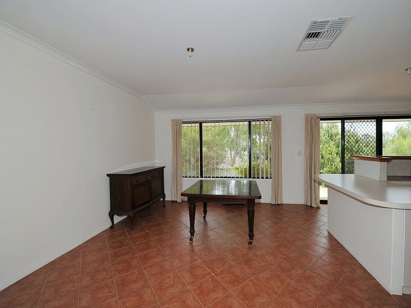 81B Leighton Road, Halls Head WA 6210