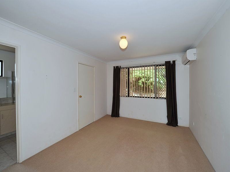 81B Leighton Road, Halls Head WA 6210