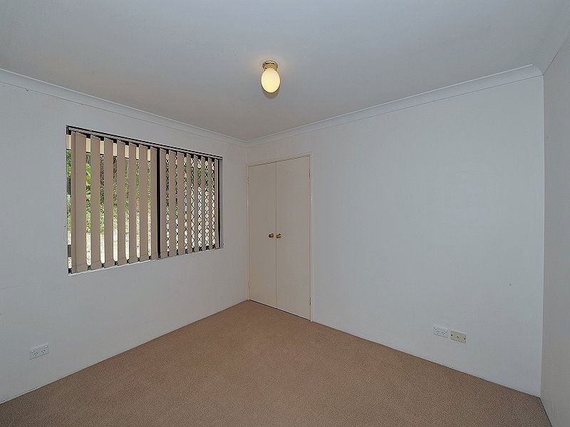 81B Leighton Road, Halls Head WA 6210