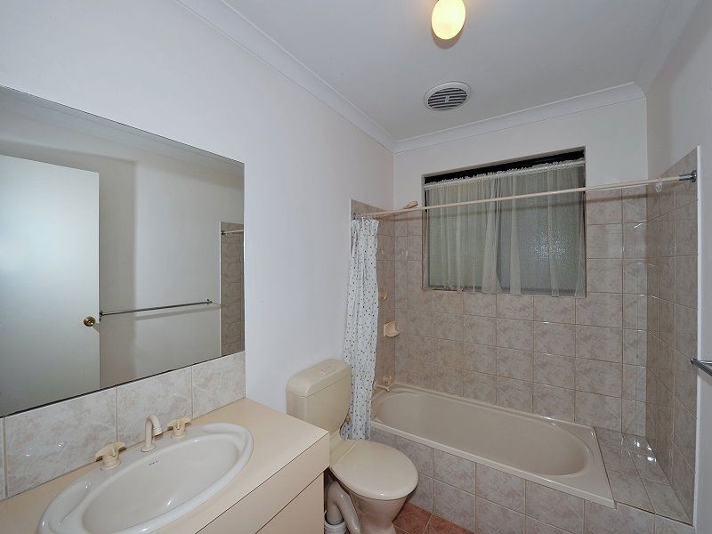 81B Leighton Road, Halls Head WA 6210