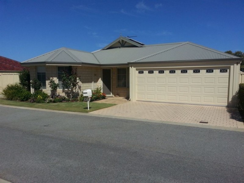 18 Golden Grove, Coodanup WA 6210