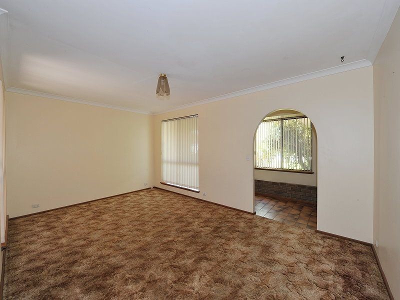 23 Coolibah Ave, Dudley Park WA 6210