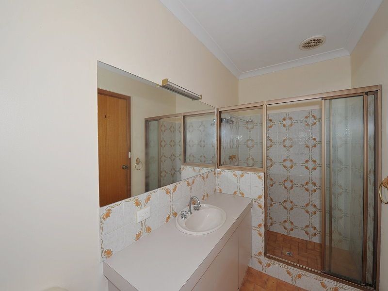 23 Coolibah Ave, Dudley Park WA 6210