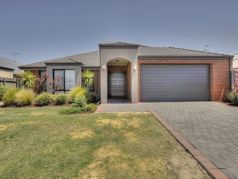 66 Carissa Turn, Halls Head WA 6210