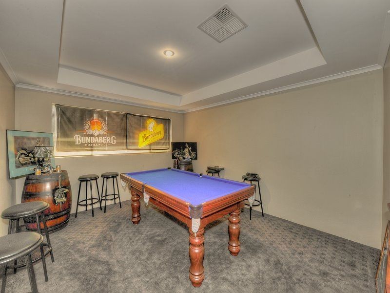 66 Carissa Turn, Halls Head WA 6210