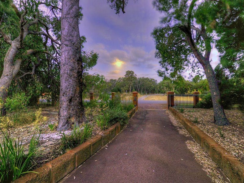 2 Silverton Crescent, Erskine WA 6210