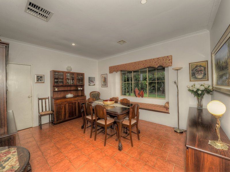 2 Silverton Crescent, Erskine WA 6210