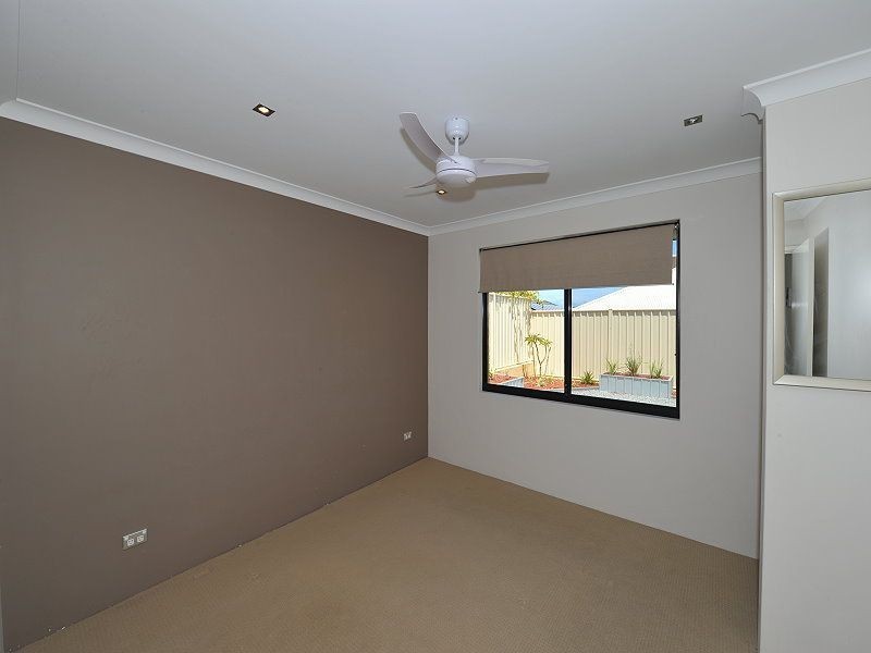 23 Dowerin Circuit, Lakelands WA 6180