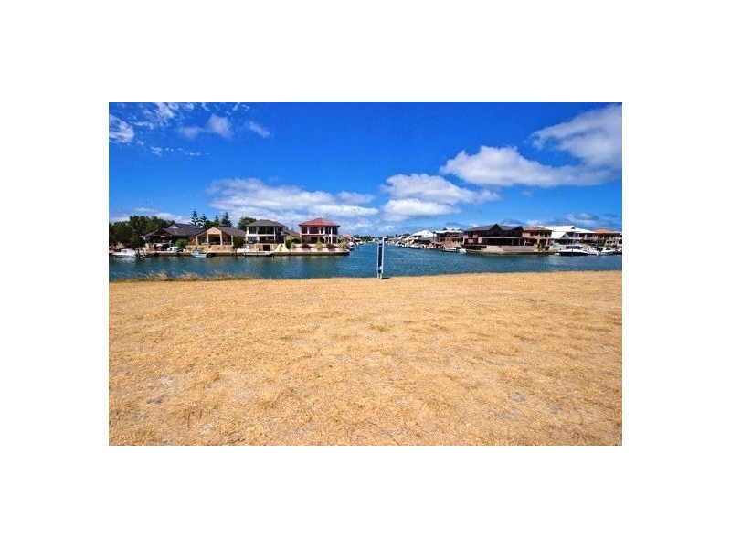 4 Apollo Place, Halls Head WA 6210