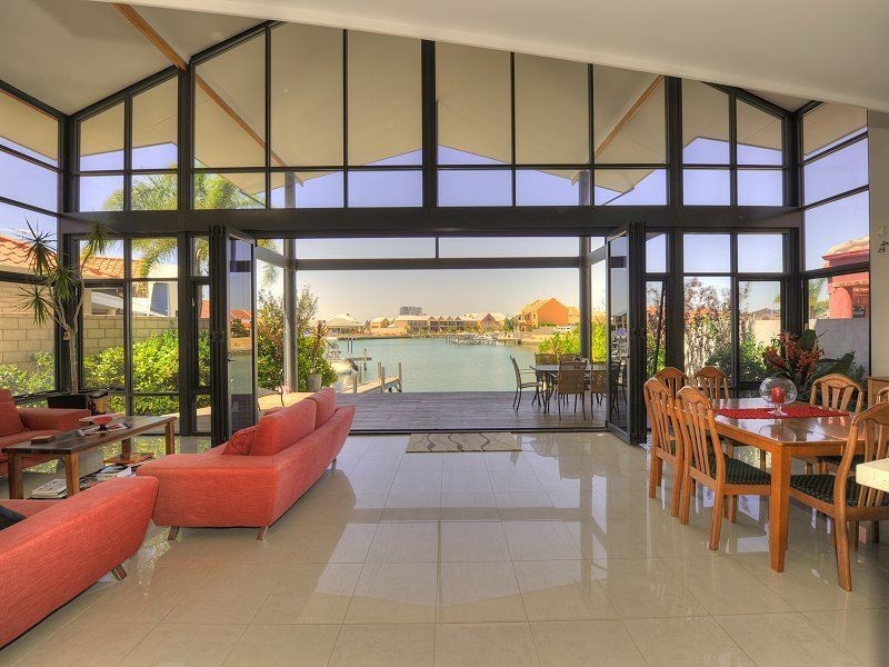 22 Rialto Place, Halls Head WA 6210