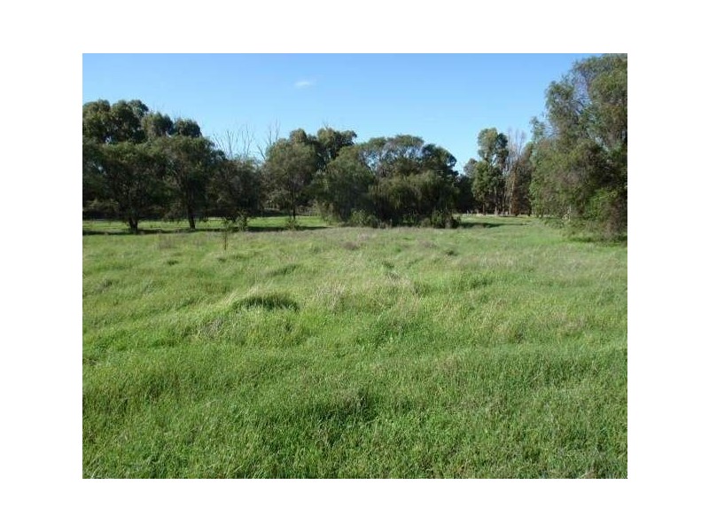 Lot 4 Newnham Road, Lake Clifton WA 6215