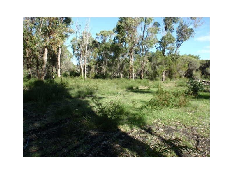 Lot 4 Newnham Road, Lake Clifton WA 6215