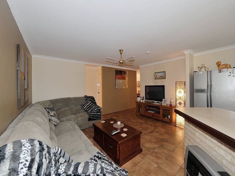 67 Parkland Drive, Warnbro WA 6169