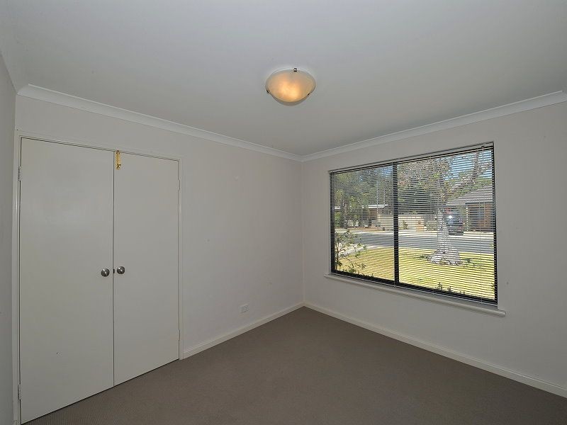 12 Fifth Avenue, Mandurah WA 6210