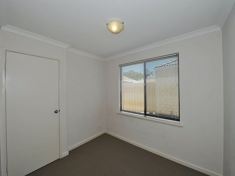 12 Fifth Avenue, Mandurah WA 6210