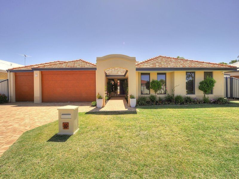 10 Peach Tree Pass, Meadow Springs WA 6210