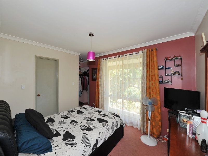 15 Olinda Court, Greenfields WA 6210