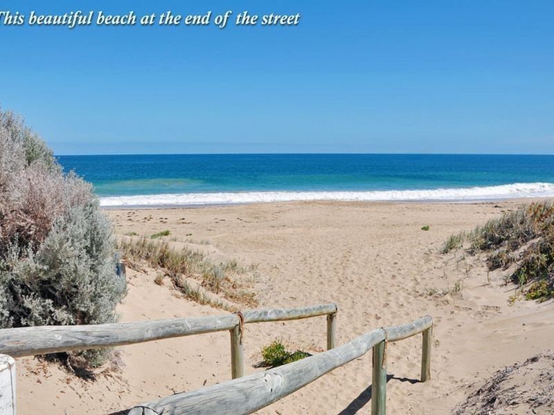 6 Britawast Road, Madora Bay WA 6210