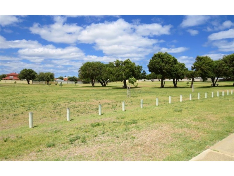 6 Britawast Road, Madora Bay WA 6210