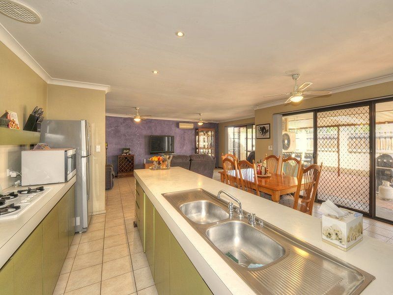 33 Sievewright Street, Silver Sands WA 6210