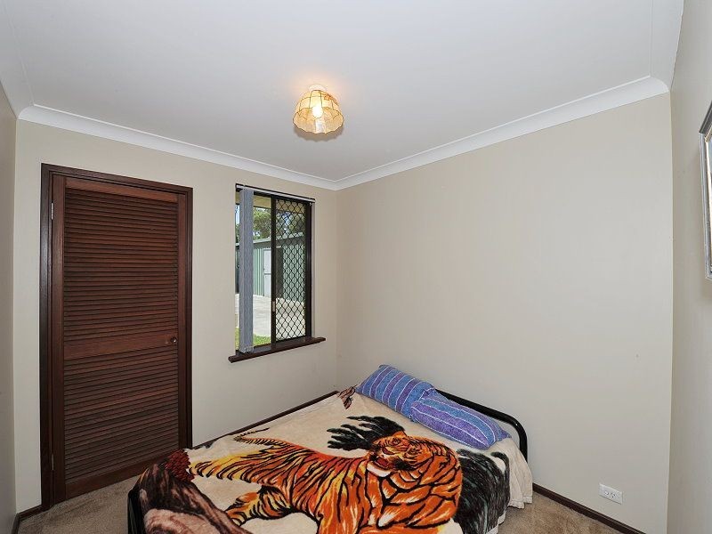 33 Sievewright Street, Silver Sands WA 6210