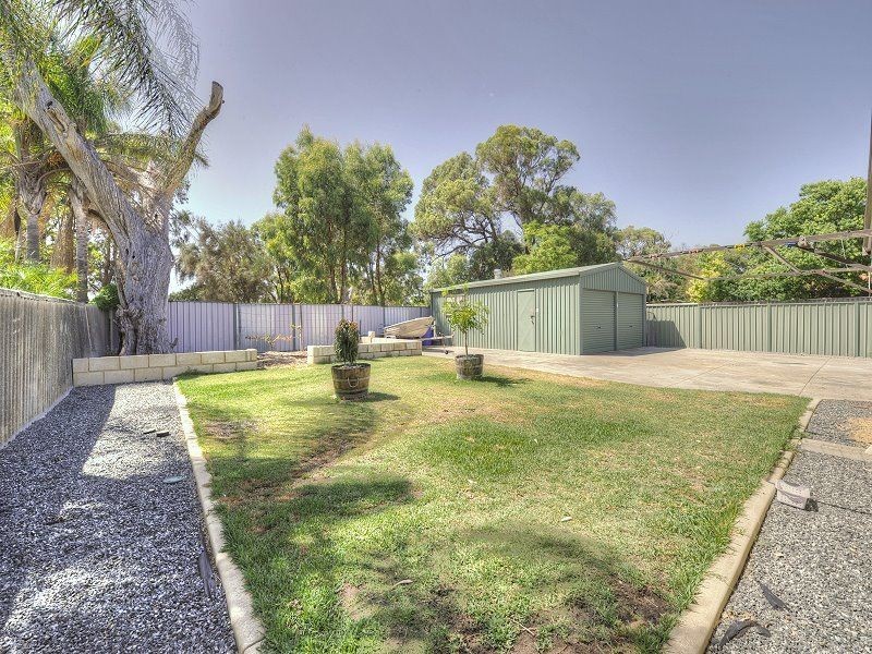 33 Sievewright Street, Silver Sands WA 6210