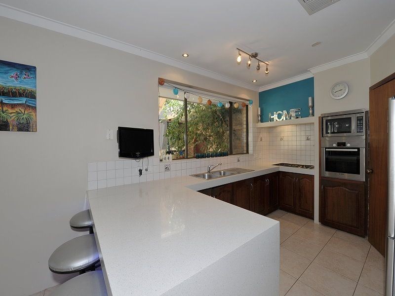 17 Pleasant Grove Circle, Falcon WA 6210