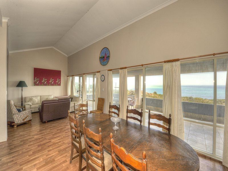 133 Spinaway Parade, Falcon WA 6210