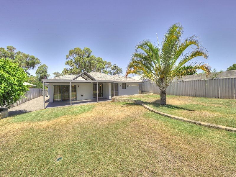 29 Templetonia Promenade, Halls Head WA 6210