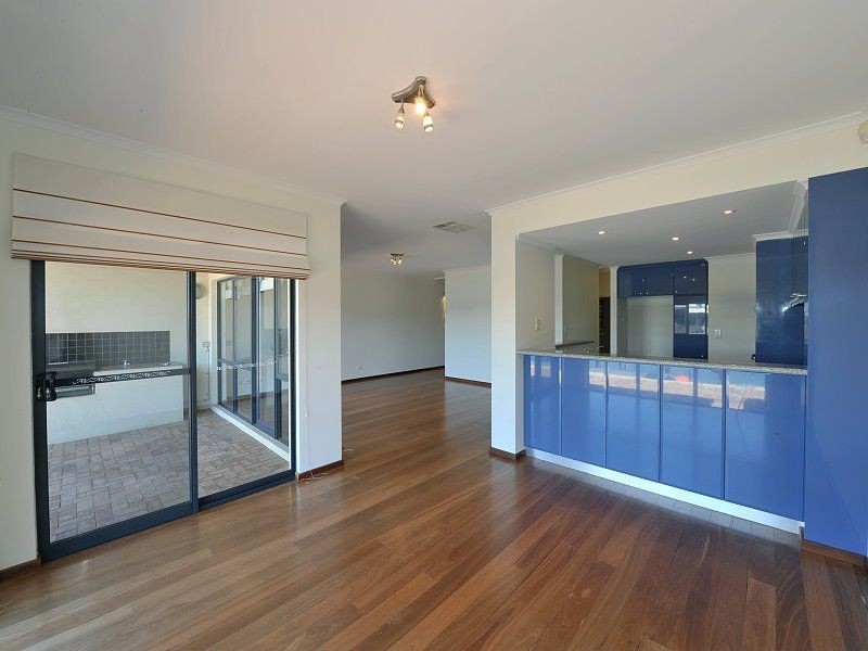 14/3 Piccolo Place, Halls Head WA 6210
