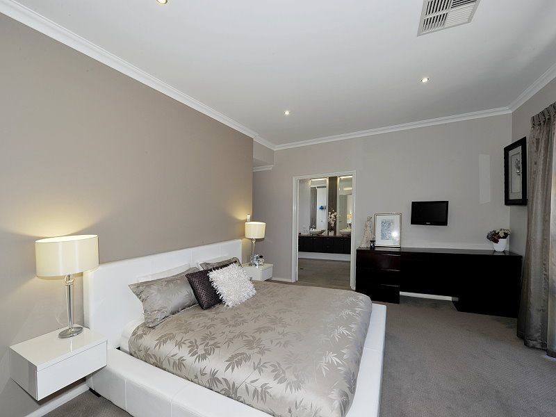 15 Gratitude Way, Dawesville WA 6211