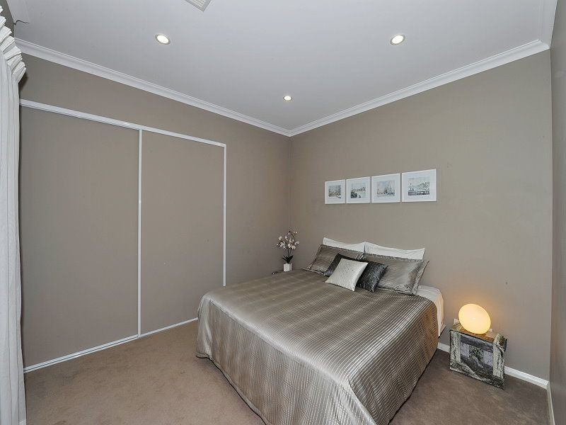 15 Gratitude Way, Dawesville WA 6211