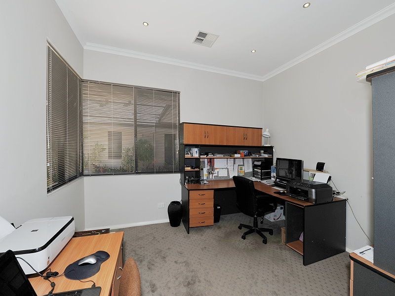 15 Gratitude Way, Dawesville WA 6211