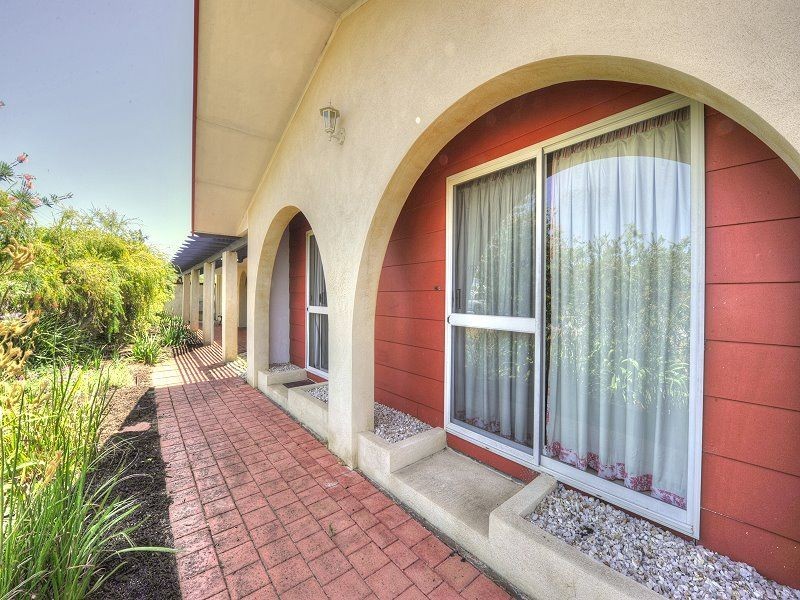 5 Comet Street, Dudley Park WA 6210