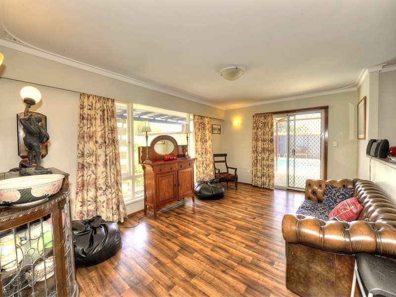 5 Comet Street, Dudley Park WA 6210