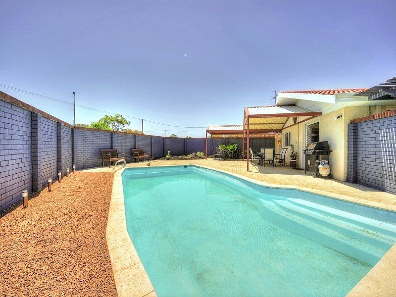 5 Comet Street, Dudley Park WA 6210