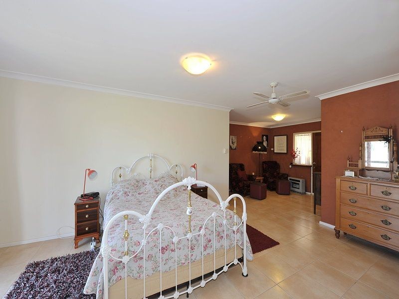 5 Comet Street, Dudley Park WA 6210