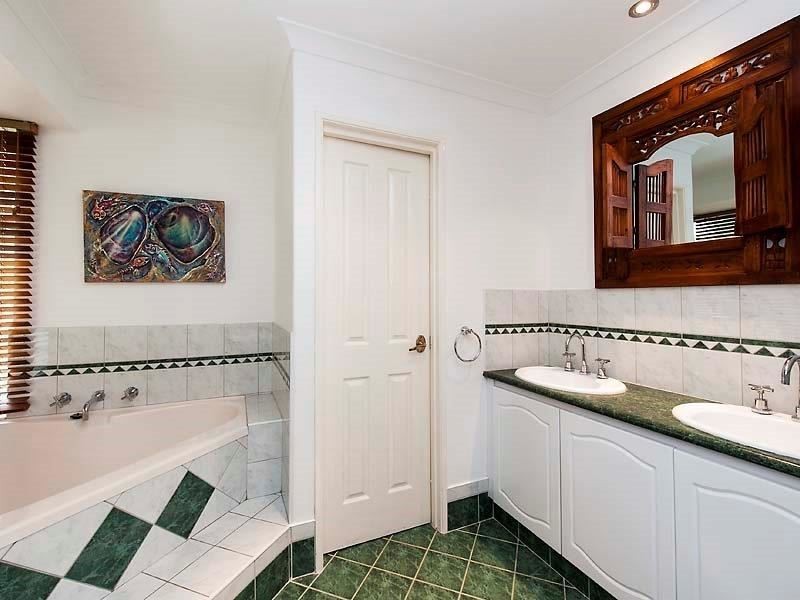 101 Lakeside Parkway, Herron WA 6211