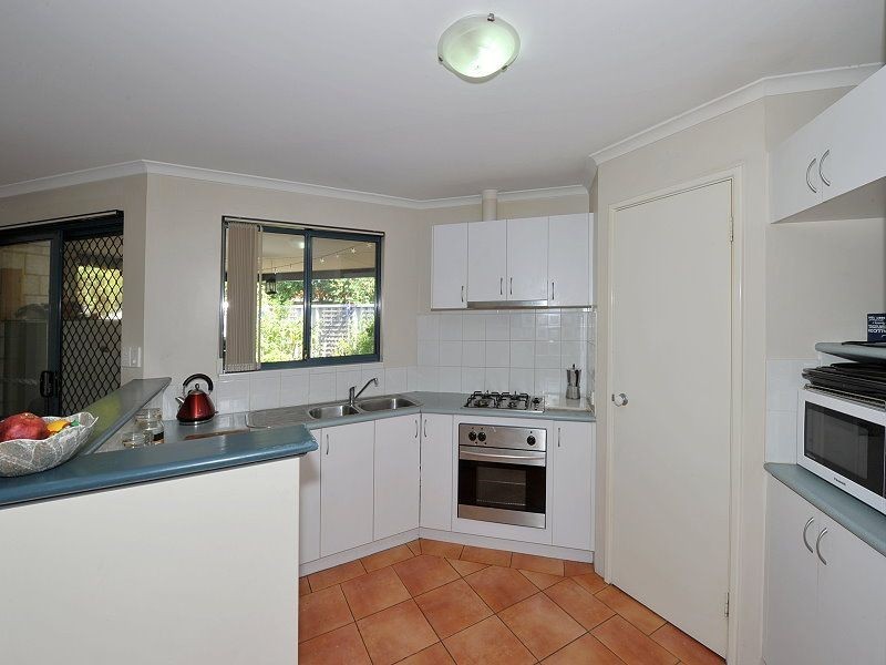 3/4 Hobley Street, Mandurah WA 6210